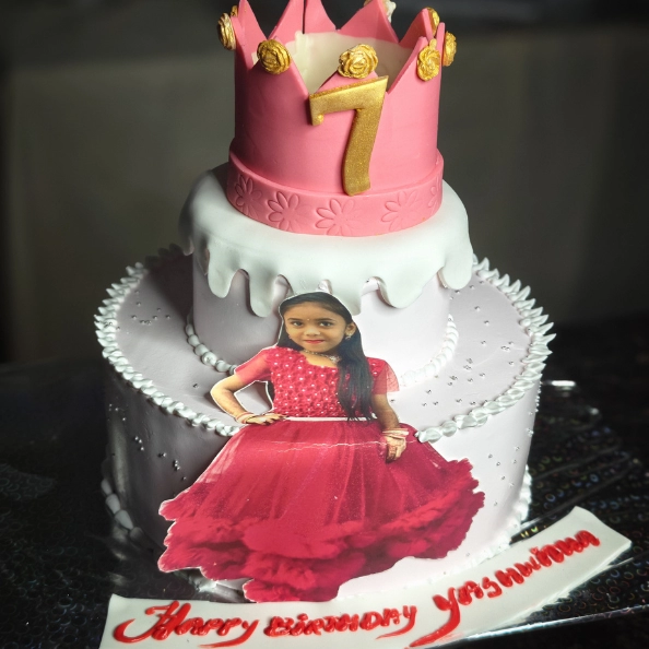fondant photo cake